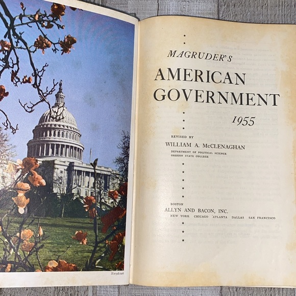 MaGruders American Government vintage book - Picture 3 of 16